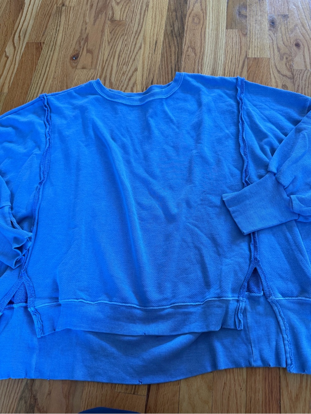 We The Free Bright Blue Pullover Sweatshirt size M - Picture 2 of 7